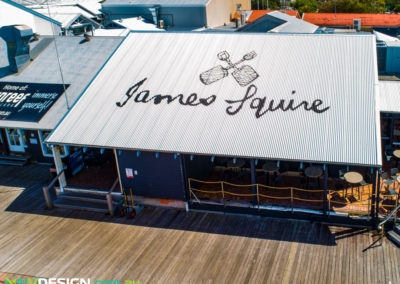 nv_design_the_savvy_squire_sign_roof_02_web